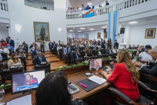 Quiénes son los diputados que asumieron en la Legislatura Provincial