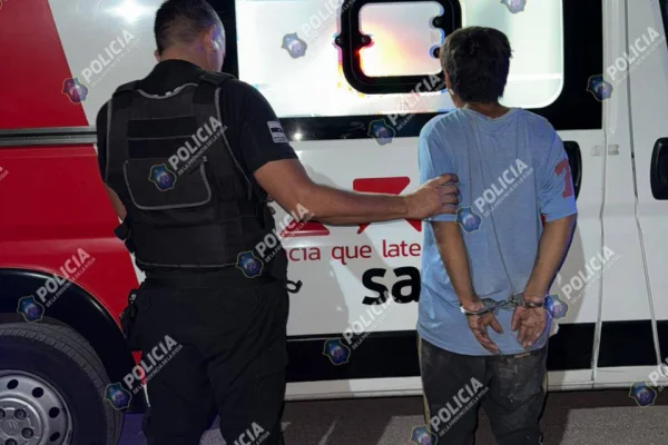 Un sujeto intentó robar en una casa y vecinos lo redujeron a golpes