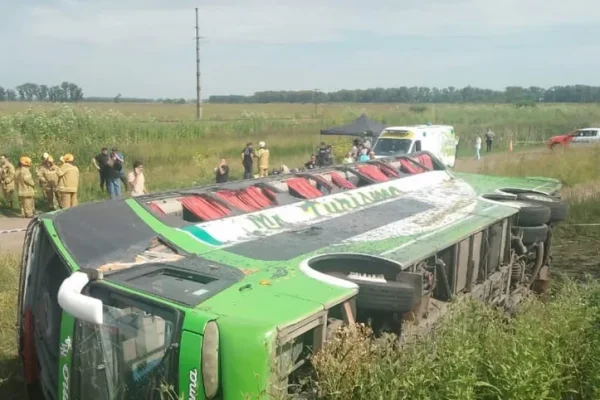 Vuelco en Mar del Plata: el fiscal confirmó 2 muertos y 44 heridos