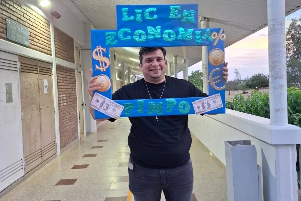 La Policía cuenta con un nuevo Licenciado en Economía