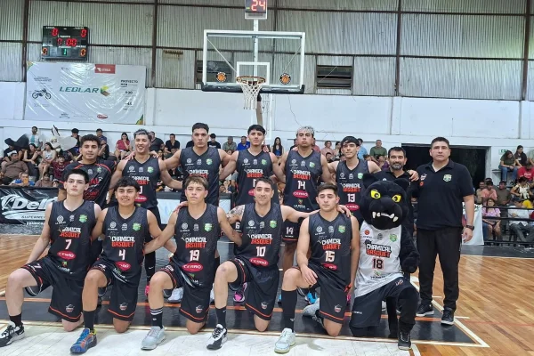 Chamical Basquet se impuso de local y es el segundo finalista del Pre-Federal de Básquetbol