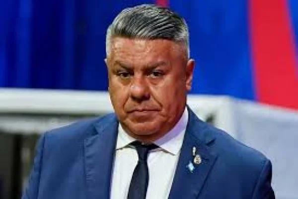 Investigan financiera vinculada a “Chiqui” Tapia por maniobras de lavado