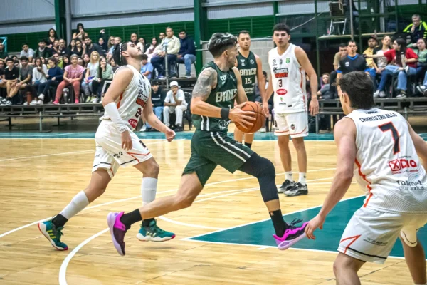 Básquetbol: Banco Rioja y Chamical comienzan a definir el campeón del Pre-Federal