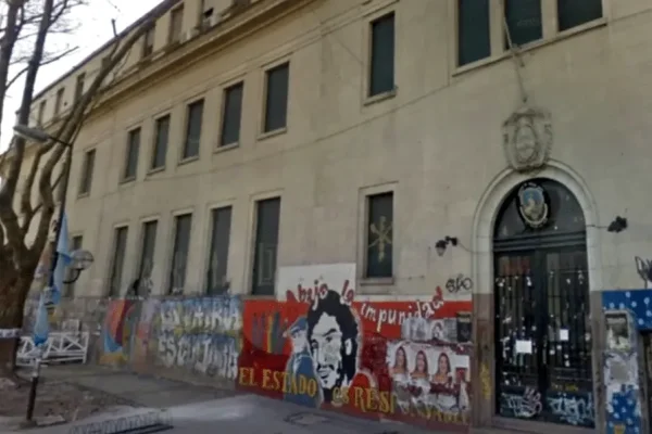 Suspenden las clases en la Universidad de La Plata por una amenaza de una 