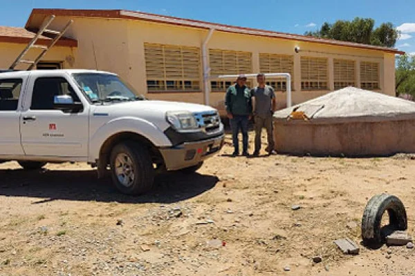 Instalan cisterna y sistema para acumular agua de lluvia