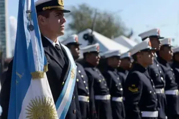 Milei cambió a la mayoría de los jefes de las Fuerzas Armadas