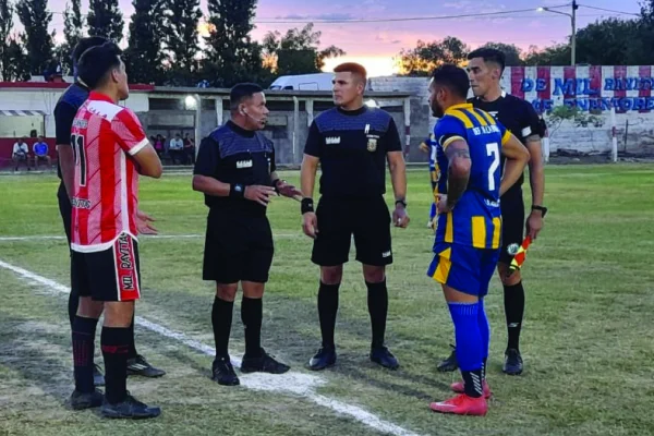 Fútbol: Los Andes y Defensores de la Boca quedaron a mano en la ida