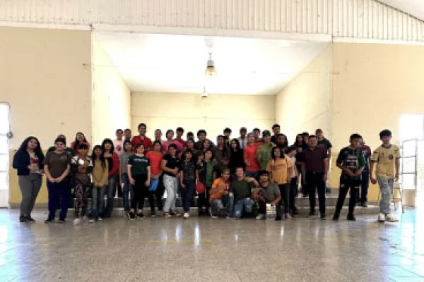 Juventud Municipal trabajó en las escuelas secundarias