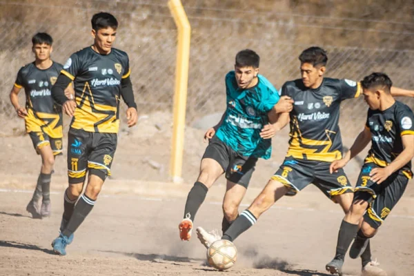 Malanzán y San Martín abren las semifinales de la Liga del Sur