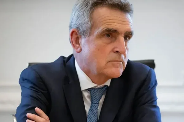 Agustín Rossi acusó al Gobierno de 