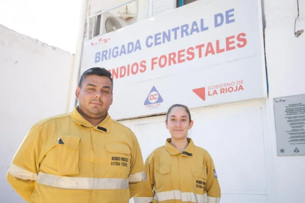 Dos jóvenes dispuestos a preservar la vida y el ambiente