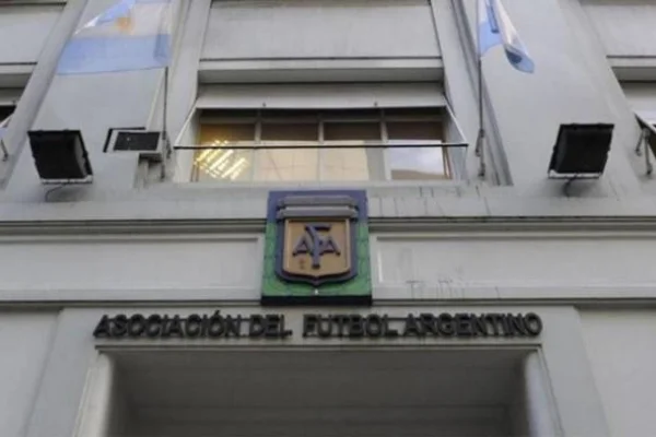 Allanamientos en AFA y varios clubes por presunto vínculo con una empresa financiera