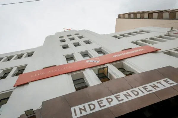 Allanaron la sede de Independiente por la investigación a Sur Finanzas