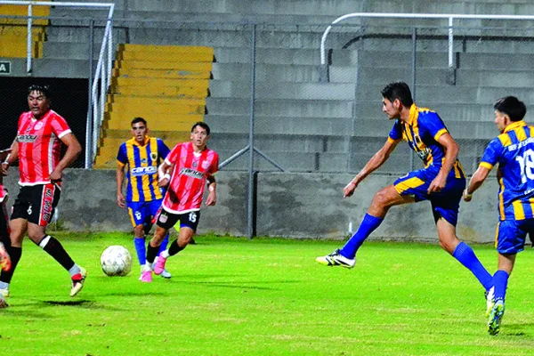 Defensores de la Boca ganó y se clasificó a la tercera fase