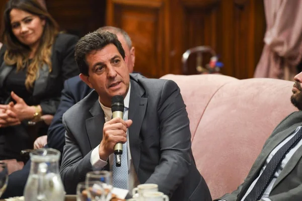 Rejal fue distinguido por su labor en el Senado