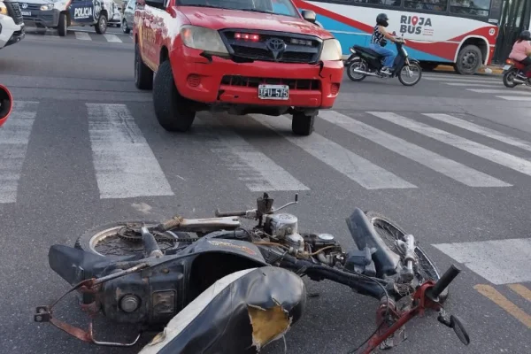 Una herida tras un siniestro vial en la capital