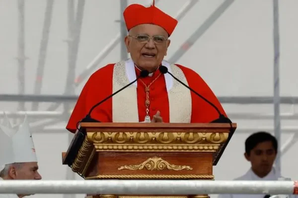 Venezuela: Nicolás Maduro prohíbe que un cardenal salga del país