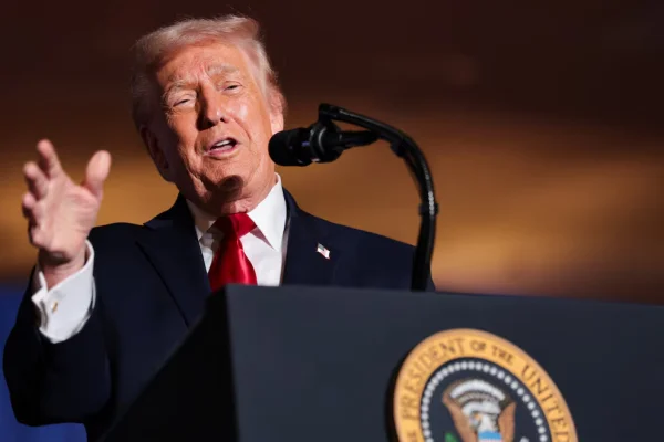 Donald Trump anunció que Estados Unidos confiscó un buque petrolero frente a las costas de Venezuela