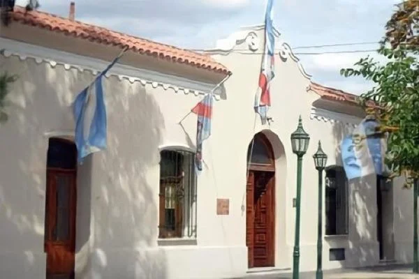Concejales debaten el Presupuesto 2026 y actualizan tarifa para taxis y remises