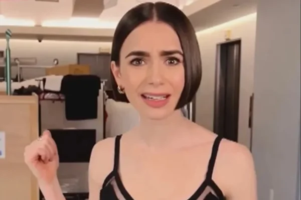 La increíble reacción de Lily Collins al conocer a su ídola en un programa en vivo