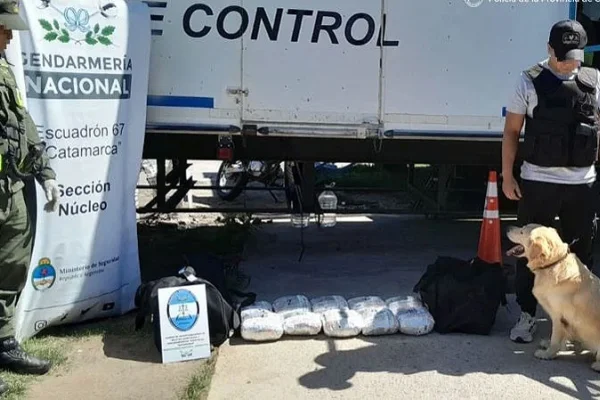 Secuestran casi 11 kilos de marihuana que tenian destino a La Rioja