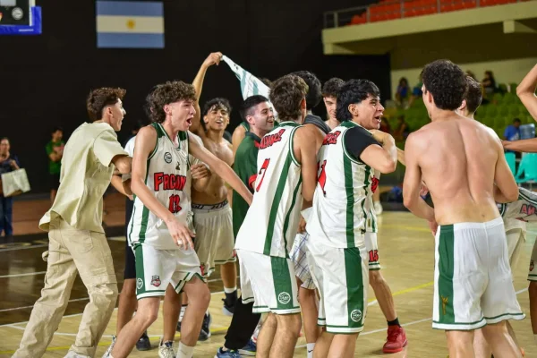 En el Superdomo se definieron campeones de los Torneos de varones y mujeres