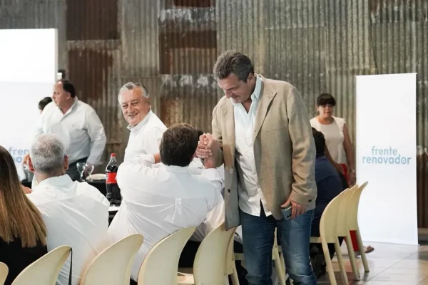 Massa reunió a la dirigencia bonaerense del Frente Renovador