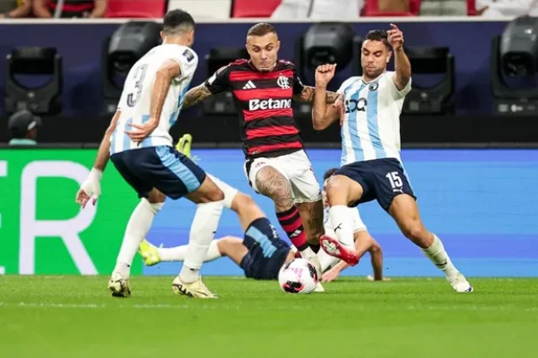 Flamengo le ganó al Pyramids y jugará la final de la Intercontinental ante el PSG