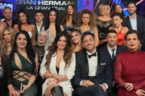 Un ex Gran Hermano se hizo una cirugía en la cara y luce irreconocible a seis meses de salir del reality