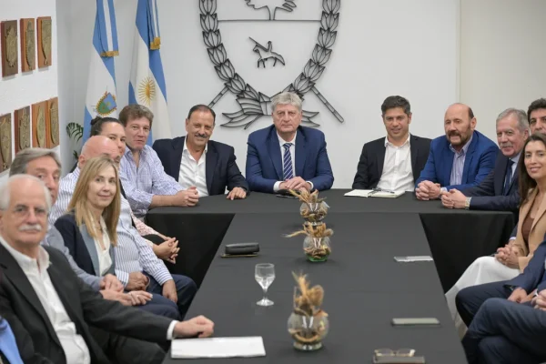 Gobernadores peronistas reclaman por la obra pública