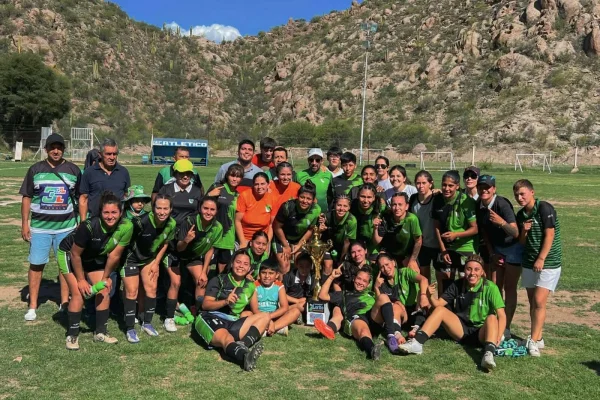Las chicas de Los Chuyos se coronaron campeonas por primera vez en el Fútbol de Chilecito