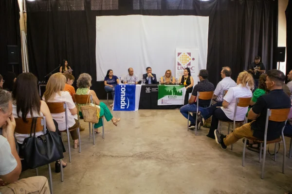 La UNdeC celebró los 40 años del CIN y defendió la educación