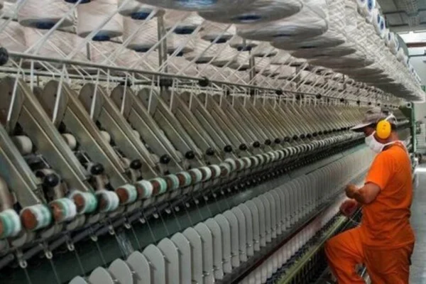 Reforma laboral: UNIR duda de su impacto en el consumo