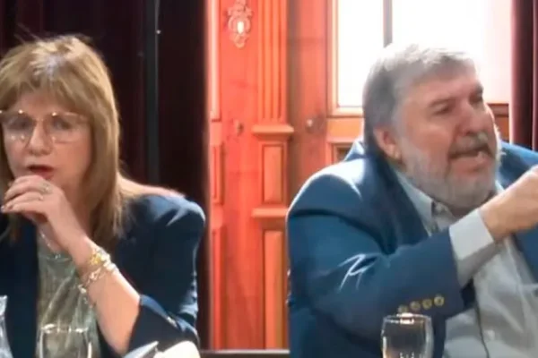 Fuerte cruce entre Patricia Bullrich y Mayans: 