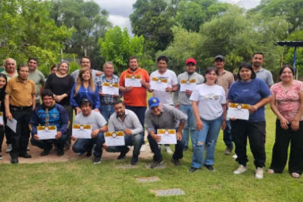 Famatina fortalece saberes en injertado de nogal