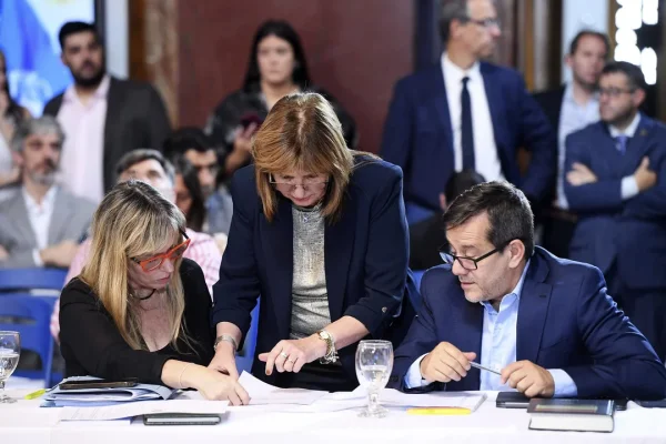 Avanza la reforma laboral en el Senado: Bullrich pisa el acelerador en busca del dictamen