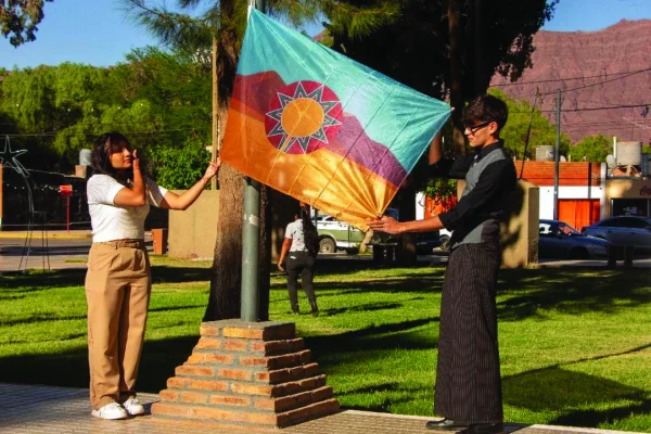 Municipio presentó la Bandera Departamental de Vinchina
