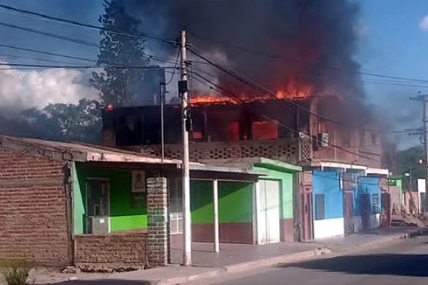 Incendio consumió una casa en Vichigasta