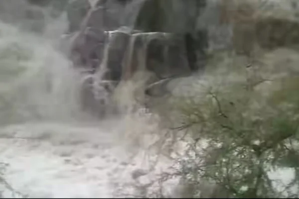 Impactante crecida del río Salto Grande sorprende a vecinos del sur de Chepes