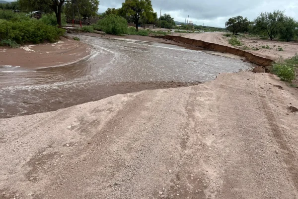 Vialidad Provincial trabaja en la reparación de la ruta provincial N° 6