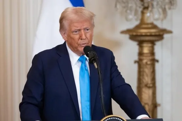 Trump confirmó que el Ejército estadounidense atacó al Estado Islámico