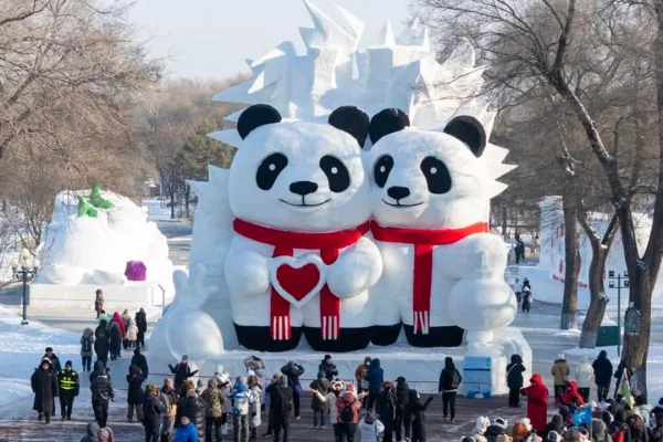 Turismo y arte: abrió sus puertas en China la exposición de esculturas de nieve más grande del mundo