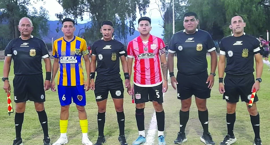 La Final de ida fue empate sin goles en Los Sarmientos