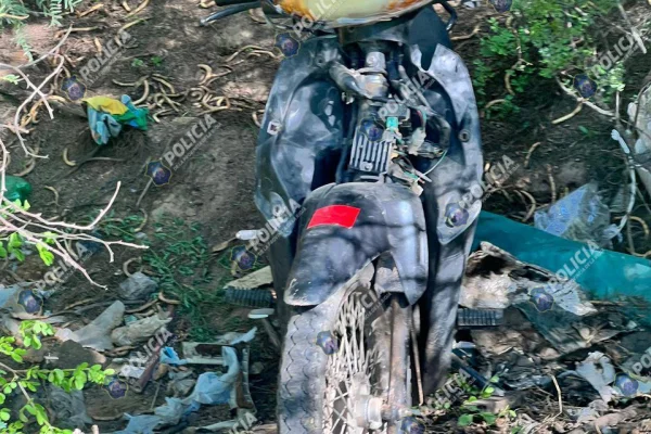 La Policía recuperó una moto que fue robada y abandonada