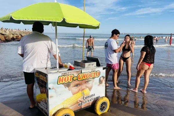 Informe de precios 2026 en Mar del Plata: cuánto cuesta comer un choclo en la playa