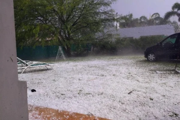 El 2026 arrancó con granizo en Córdoba: cayó en la capital y en las sierras