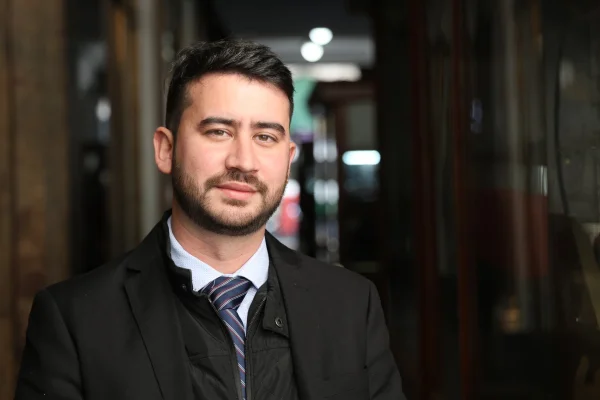 Nueva salida en el Gobierno: renunció el secretario de Culto Nahuel Sotelo