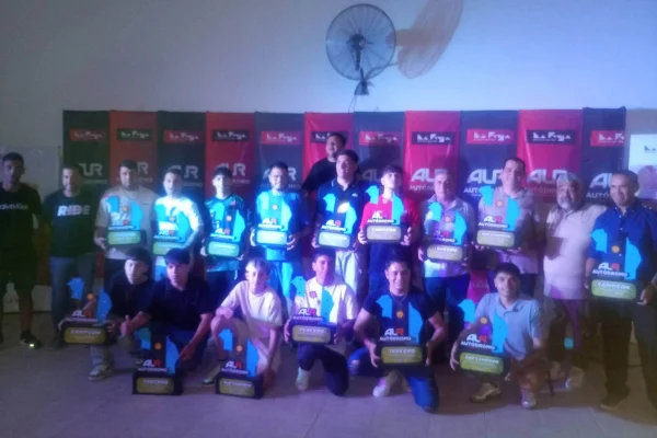 Premiaron a los campeones del 2025 en una noche de fiesta