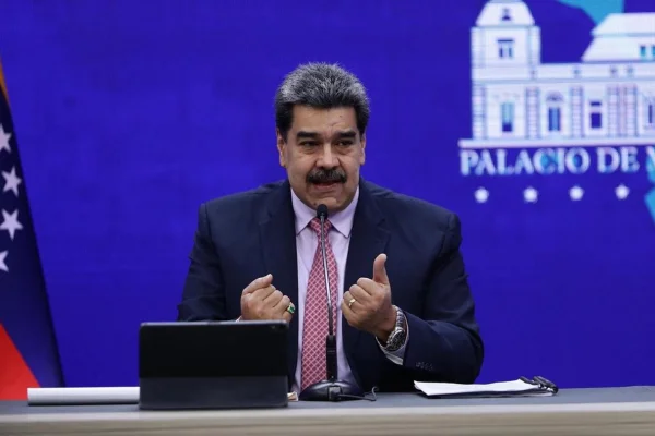 EEUU capturó a Maduro y lo encarceló por narcoterrorismo