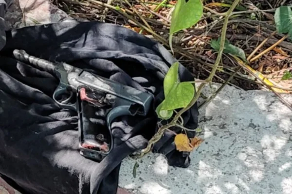 Secuestran un arma de fabricación casera tras el  robo en banda